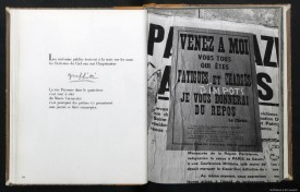 Grand Bal du Printemps, photo Izis, texte Jacques Prévert, Lausanne, La Guilde du Livre, 1951, p. 34-35 : l’écriture manuscrite du poète mime le graffiti de l’affiche.